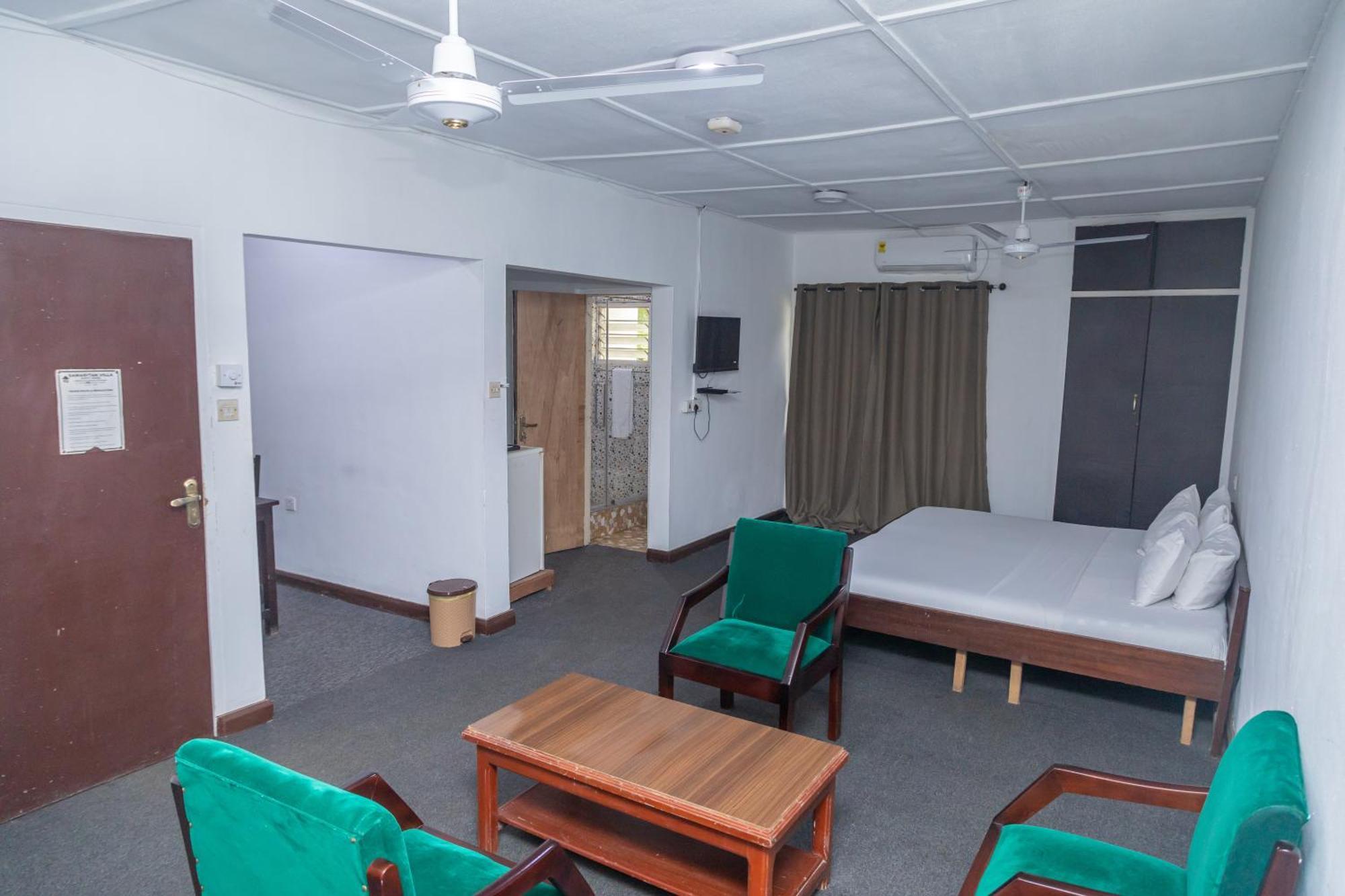 Samaritan Villa Resort And Conference Center クマシ エクステリア 写真