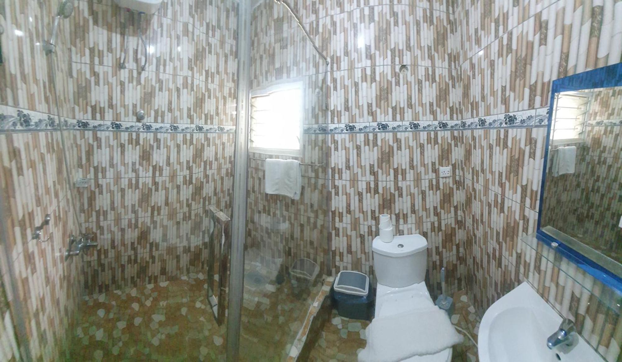 Samaritan Villa Resort And Conference Center クマシ エクステリア 写真